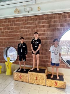 🏊♂️ RÉSULTATS COMPÉTITION
📍 Valdahon – Dimanche 01/02
🗓️ Journée 1 Avenirs Nos nageurs étaient engagés ce dimanche à Valdahon pour la journée 1 Avenirs 💪 🔥 De nombreux podiums au rendez-vous :
16 chez les Avenirs 1 🥇🥈🥉
et 21 pour les Avenirs 2 🥇🥈🥉 Une belle journée de compétition marquée par l’engagement, la progression et l’envie de performer 👏
Bravo à tous les nageurs pour ces résultats ! 💦 #dijonnatation